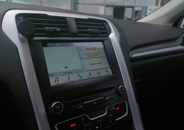 Ford Mondeo cena 62500 przebieg: 122500, rok produkcji 2018 z Tyszowce małe 704